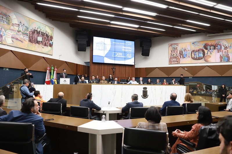 Defensoria Pública participa de homenagem na Câmara Municipal de Belo Horizonte aos 65 da CDL/BH  2