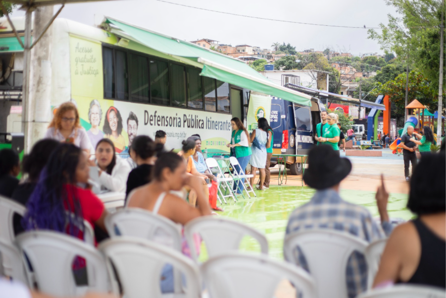 “Defensoria em seu Bairro” realiza atendimento jurídico gratuito à população do Conjunto Palmital, em Santa Luzia 