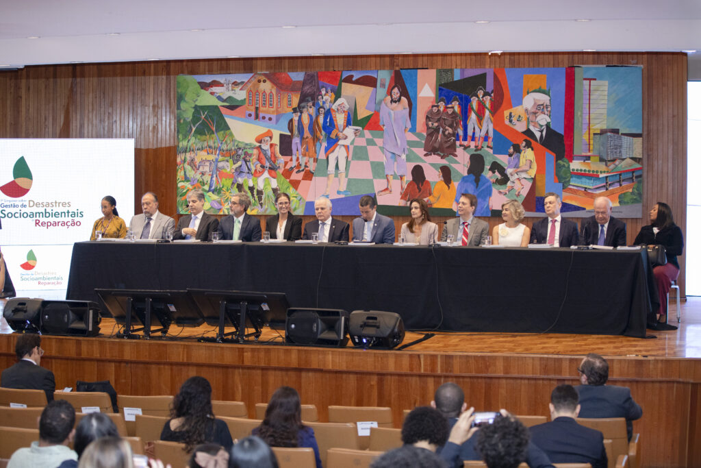 Defensoria Pública participa da abertura do 1º Simpósio sobre Gestão de Desastres Socioambientais e Reparação